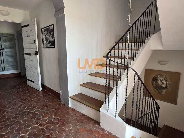 Maison Velleron - 9 chambres - 370m²