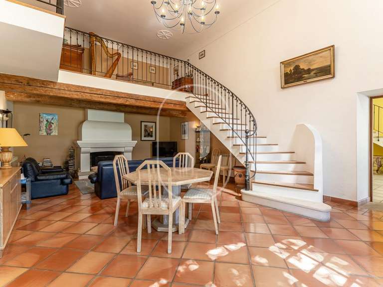 Maison Velleron - 6 chambres - 390m²
