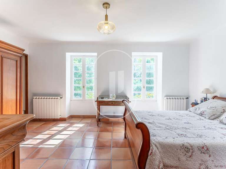 Maison Velleron - 6 chambres - 390m²