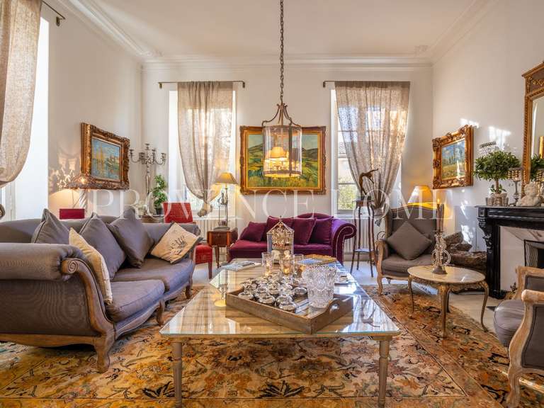 Propriété Velleron - 8 chambres - 400m²