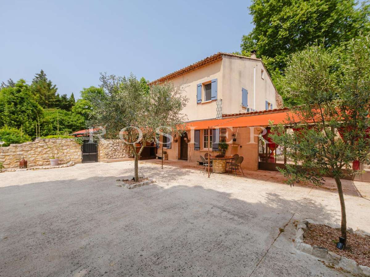 Villa Velleron