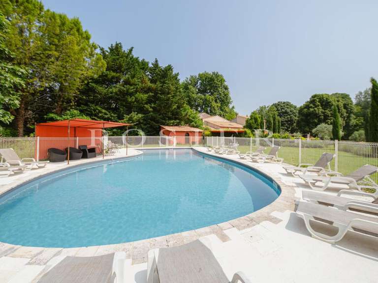 Villa Velleron - 9 chambres - 282m²