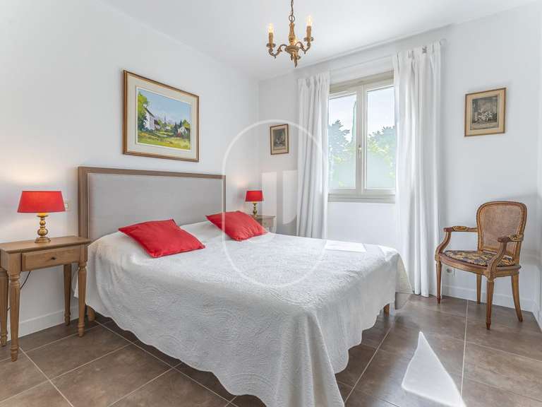 Villa Velleron - 4 bedrooms - 137m²