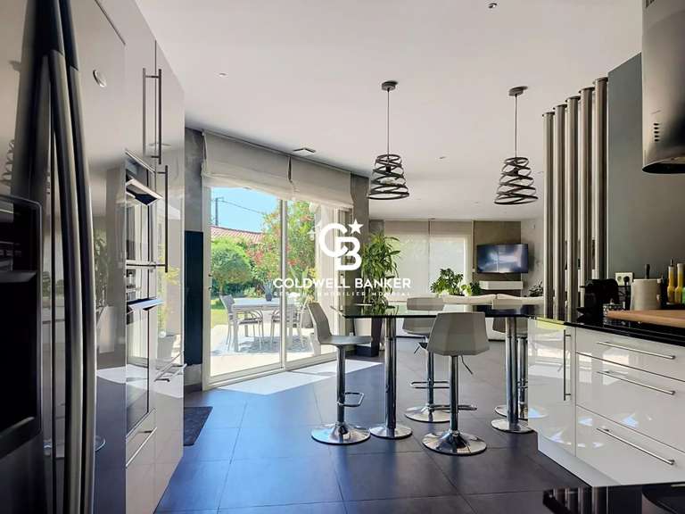 Maison Venansault - 3 chambres - 167m²