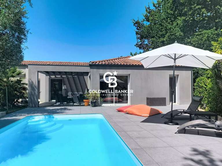 Maison Venansault - 3 chambres - 167m²