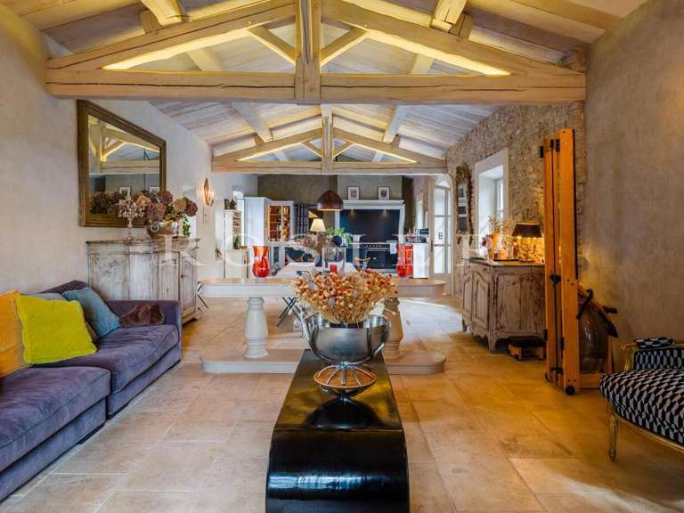 Maison Venasque - 8 chambres - 398m²