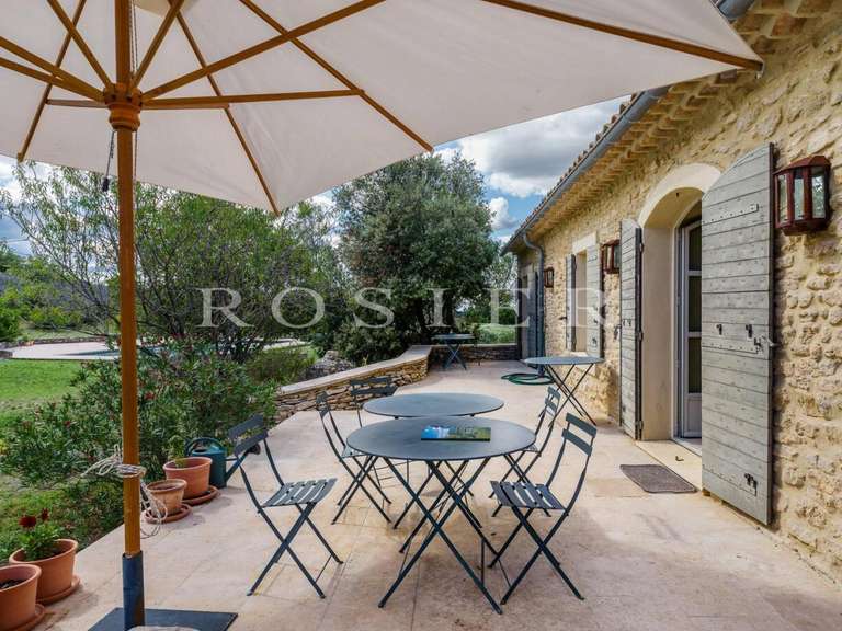 Maison Venasque - 8 chambres - 398m²