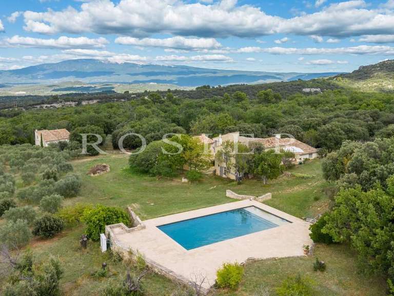 Maison Venasque - 8 chambres - 398m²