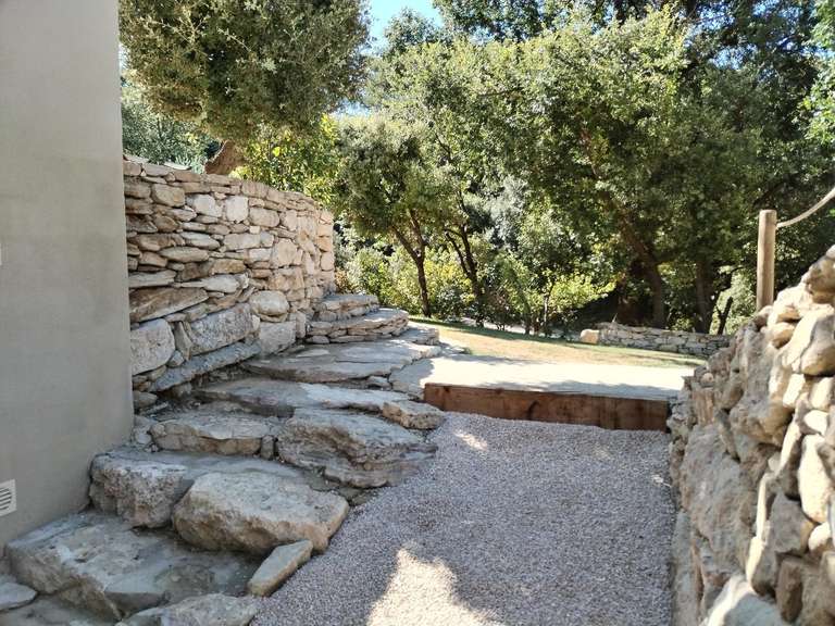 Maison Venasque - 3 chambres - 101m²