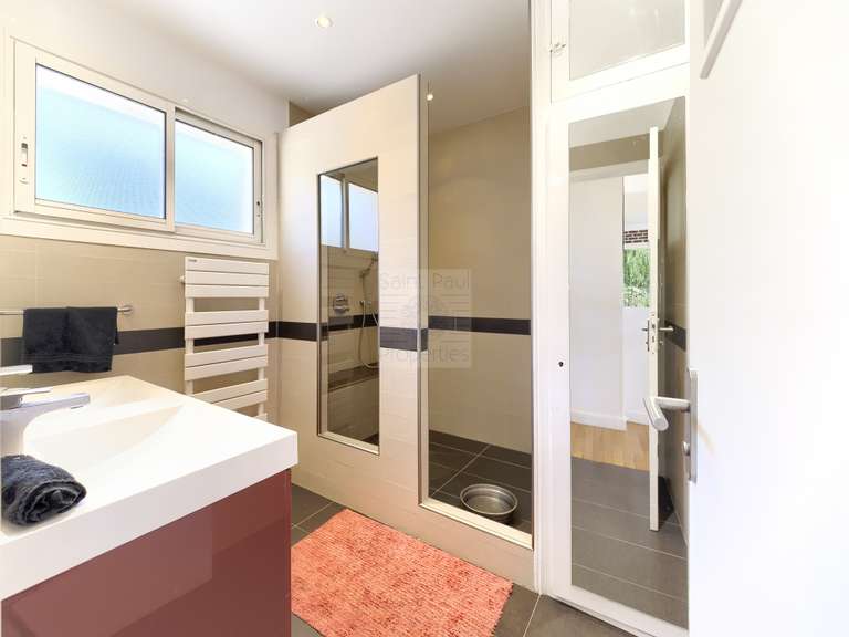 Maison Vence - 5 chambres - 207m²