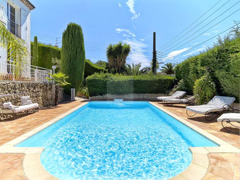 Maison Vence - 5 chambres - 207m²