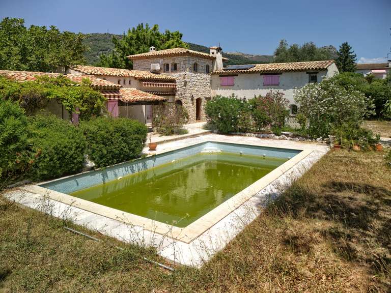 Maison Vence - 4 chambres - 198m²