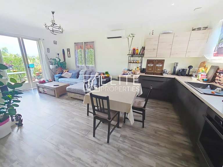 Maison Vence - 4 chambres - 118m²