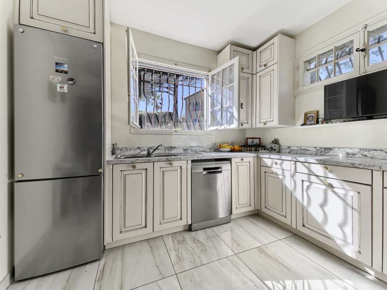 Maison Vence - 4 chambres - 185m²