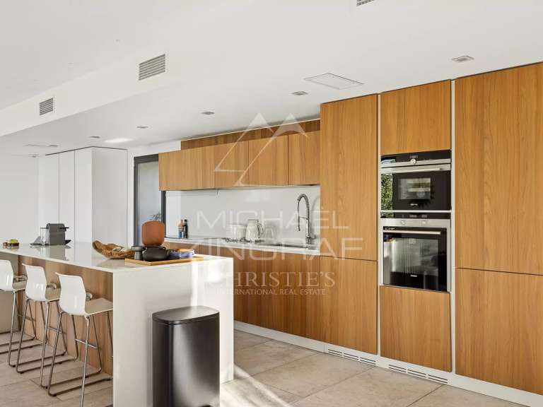 Maison Vence - 4 chambres - 228m²