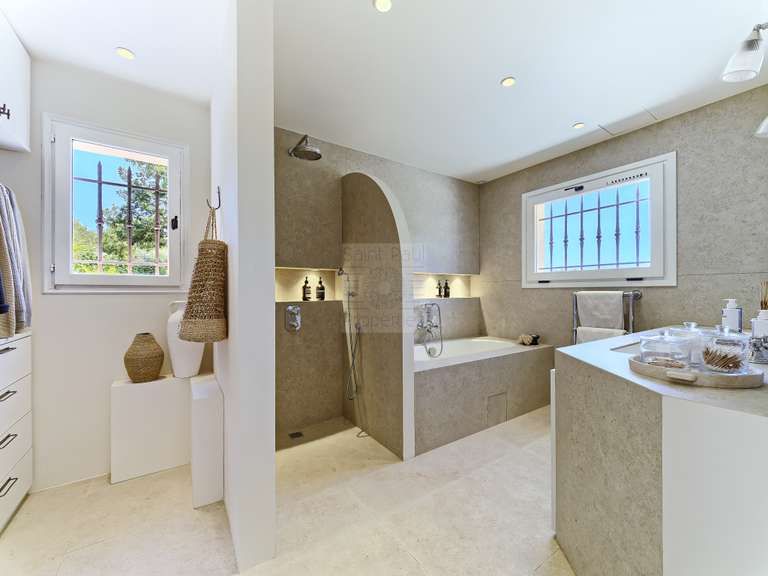 Maison Vence - 5 chambres - 270m²