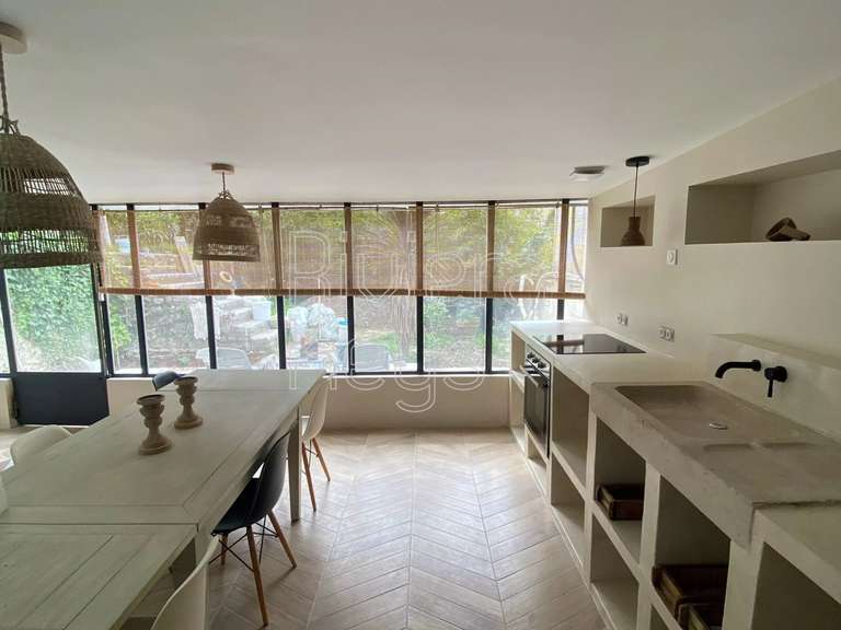 Maison Vence - 7 chambres - 197m²