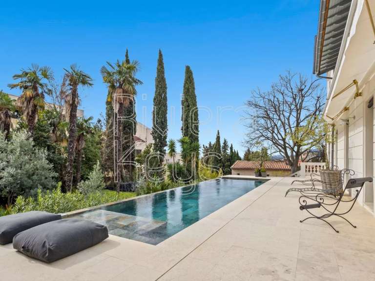 House Vence - 7 bedrooms - 197m²