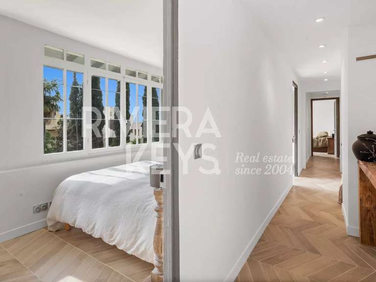 Maison Vence - 7 chambres - 197m²
