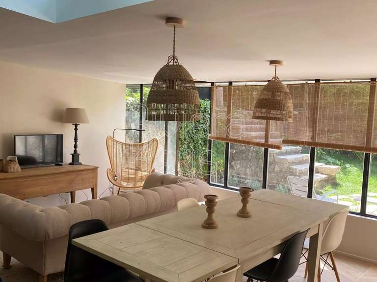 Maison Vence - 7 chambres - 197m²