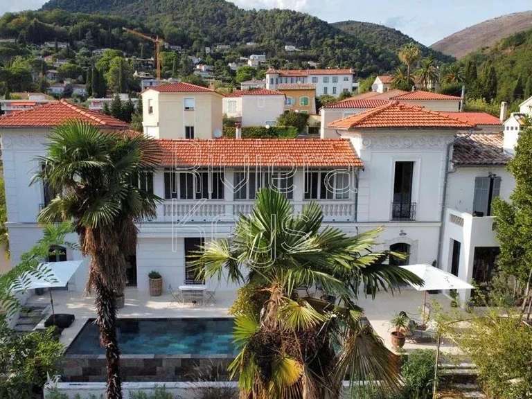 Maison Vence - 7 chambres - 197m²