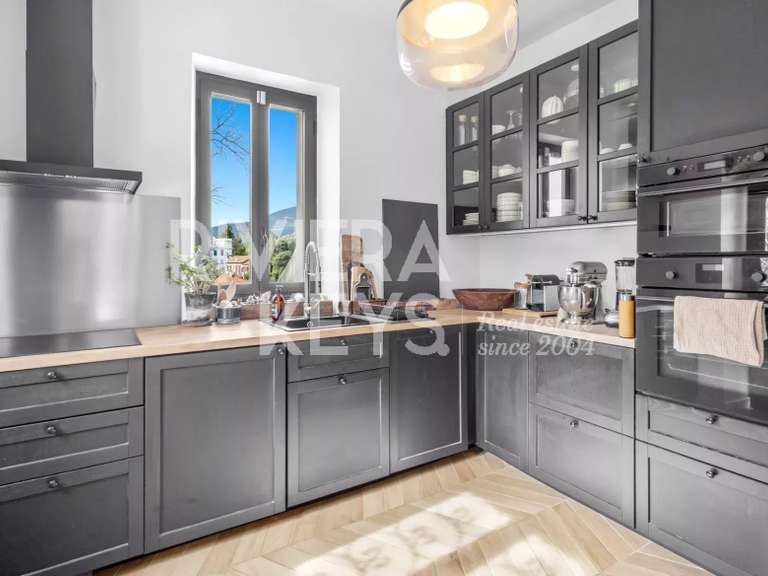 Maison Vence - 7 chambres - 197m²