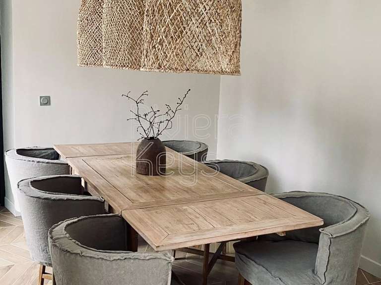 Maison Vence - 7 chambres - 197m²