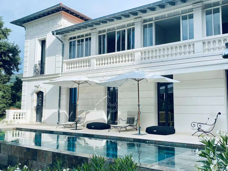 Maison Vence - 7 chambres - 197m²