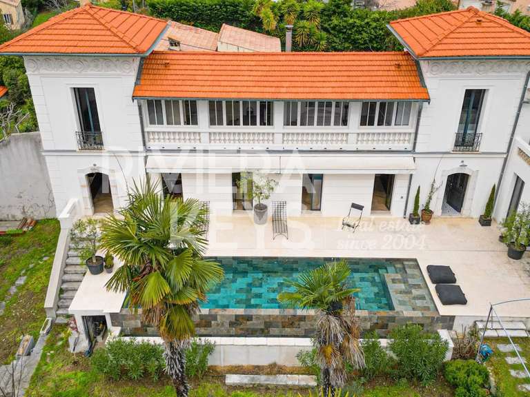 Maison Vence - 7 chambres - 197m²