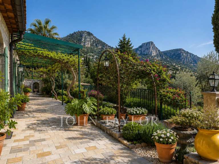Maison Vence - 4 chambres - 194m²
