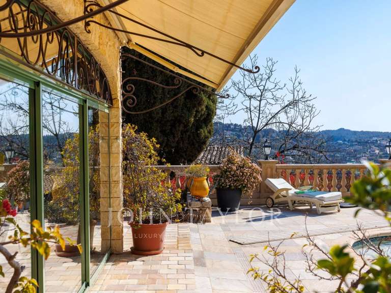 Maison Vence - 4 chambres - 194m²