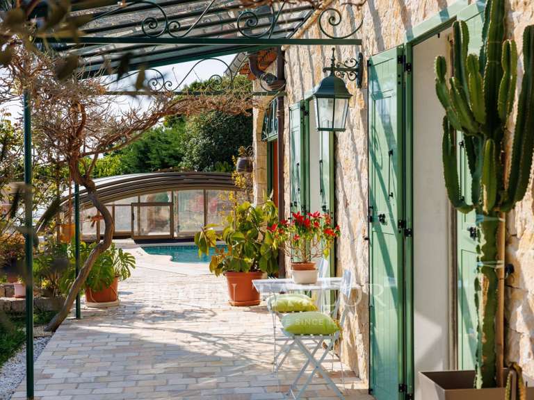 Maison Vence - 4 chambres - 194m²