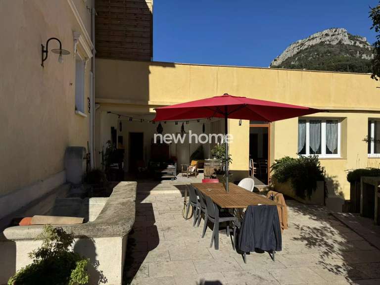 Maison Vence - 6 chambres - 153m²