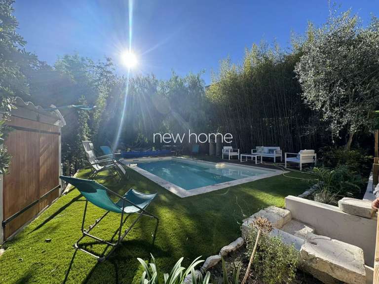 Maison Vence - 6 chambres - 153m²