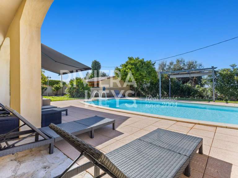 Maison Vence - 5 chambres - 220m²