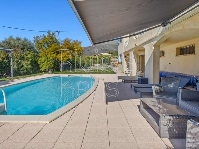 Maison Vence - 5 chambres - 220m²