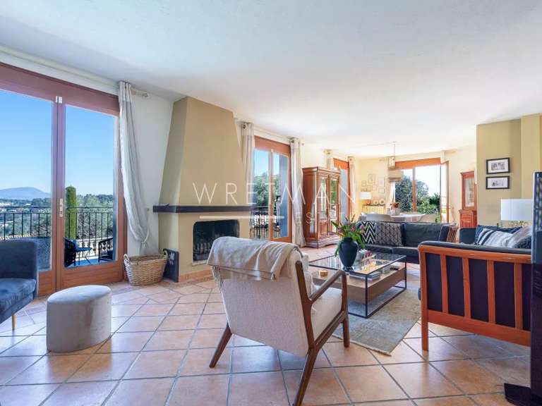 Maison Vence - 4 chambres - 181m²