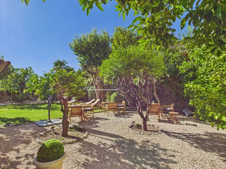 Maison Vence - 4 chambres - 248m²