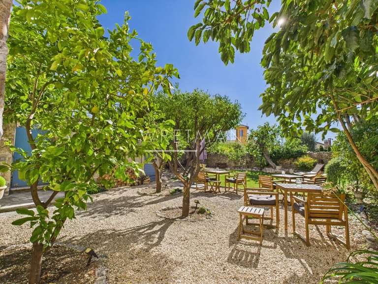 Maison Vence - 4 chambres - 248m²