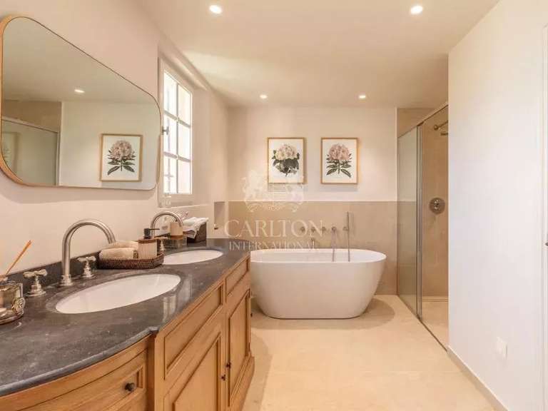 Propriété Vence - 5 chambres - 322m²