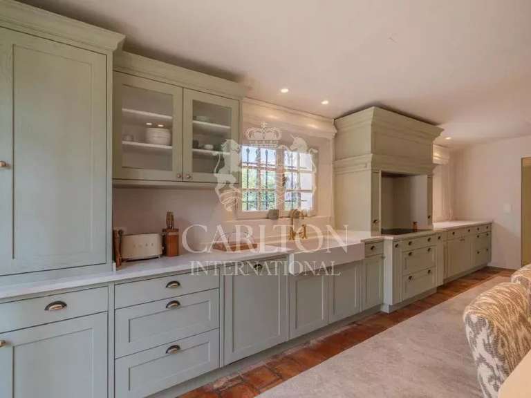 Propriété Vence - 5 chambres - 322m²