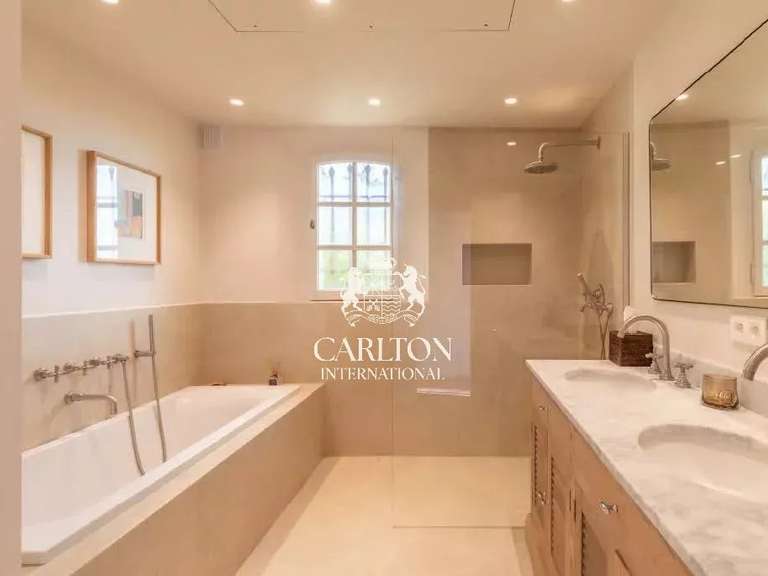 Property Vence - 5 bedrooms - 322m²