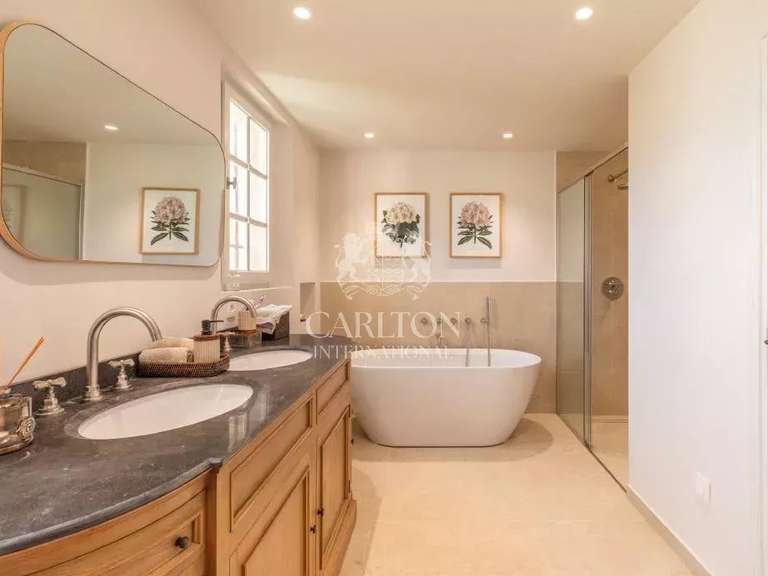 Property Vence - 5 bedrooms - 322m²