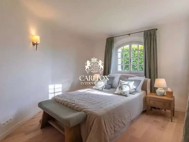 Propriété Vence - 5 chambres - 322m²