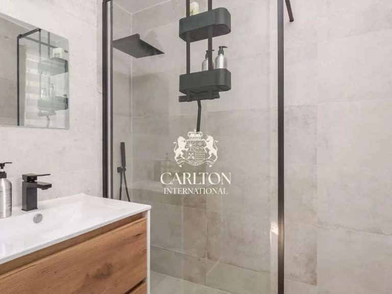 Villa Vence - 5 bedrooms - 301m²