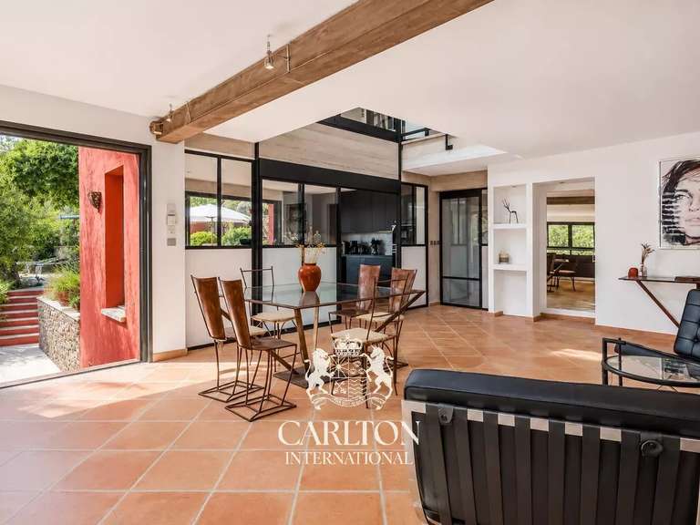 Villa Vence - 5 bedrooms - 301m²