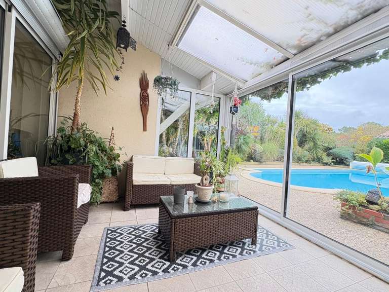 Maison Vendays-Montalivet - 6 chambres - 325m²