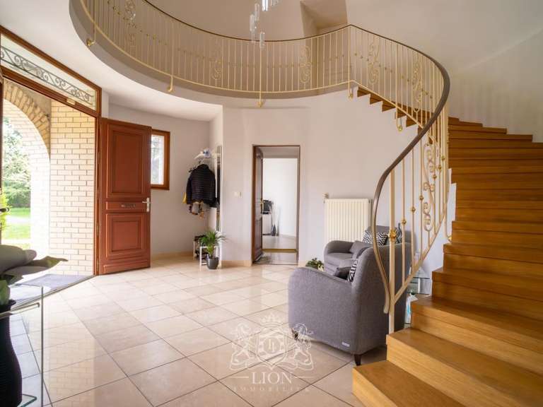 Maison Vendeville - 6 chambres - 320m²