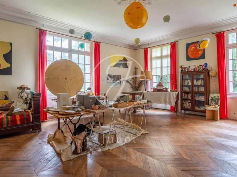 Château Vendôme - 8 chambres - 1000m²