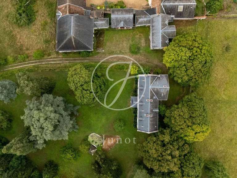 Castle Vendôme - 8 bedrooms - 1000m²